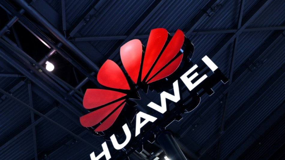 Huawei anuncia aumentos nas vendas em 2023 apesar de sanções dos EUA