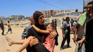Bombardeio deixa dezenas de mortos em campo de deslocados de Gaza