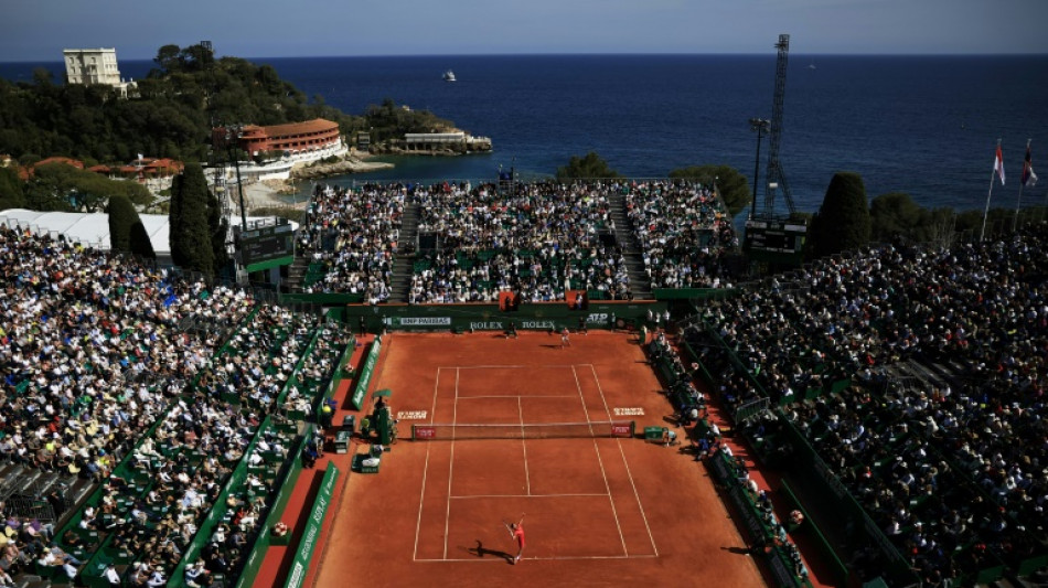 Djokovic se estrena con victoria en Montecarlo, Davidovich y Munar se despiden