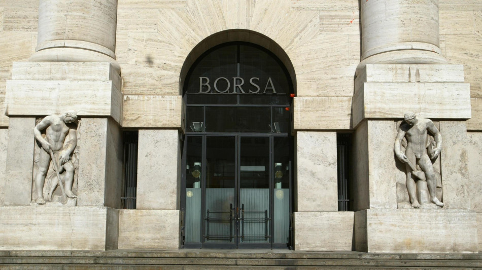 Borsa: Milano chiude in calo dello 0,69%