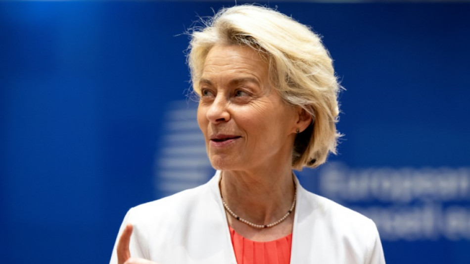 EU leaders see top jobs deal returning von der Leyen by end June