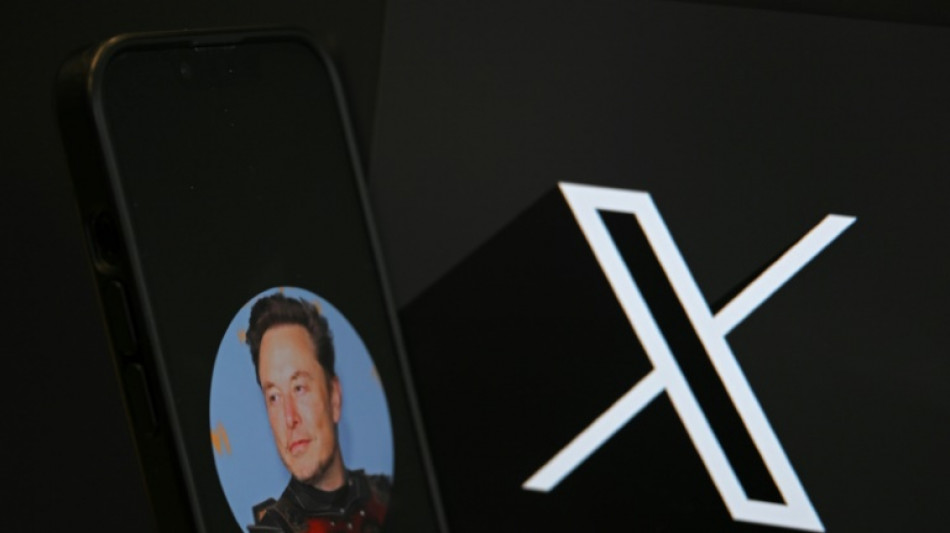 Elon Musk assure que X (ex-Twitter) subit une "cyberattaque massive"