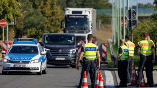 Hunderte Flüchtlinge in Lastwagen geschleust: Großrazzia in fünf Bundesländern