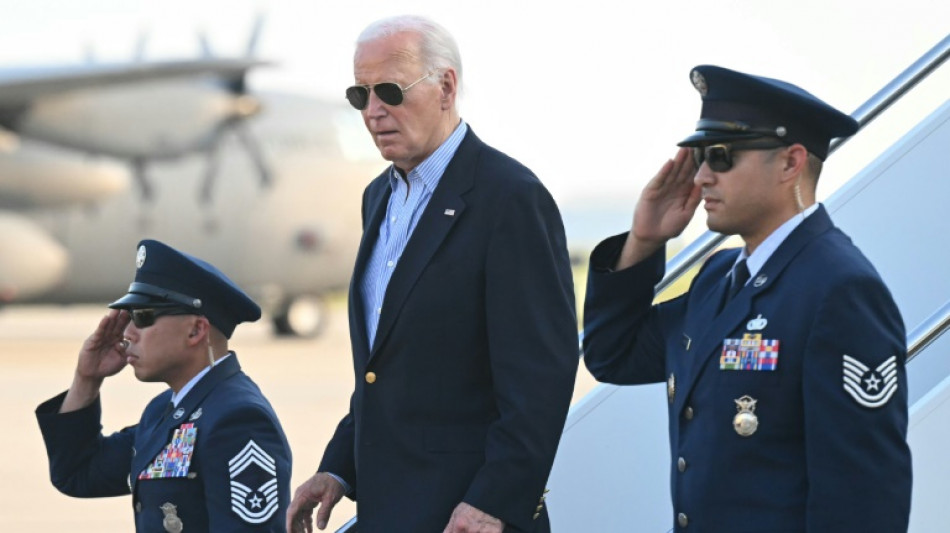 Biden vuelve a la campaña bajo una creciente presión
